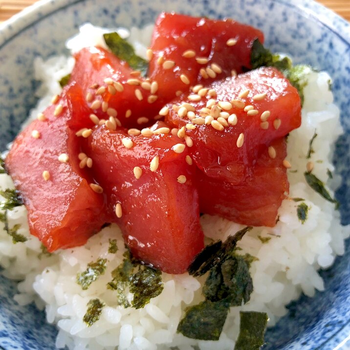 簡単、ピリ辛韓国風マグロの漬け丼